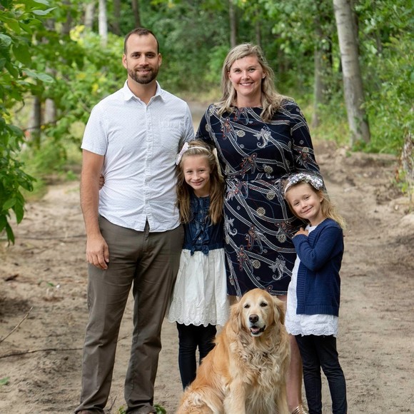 Meet your Posher, Erin - Picture 1 of 1